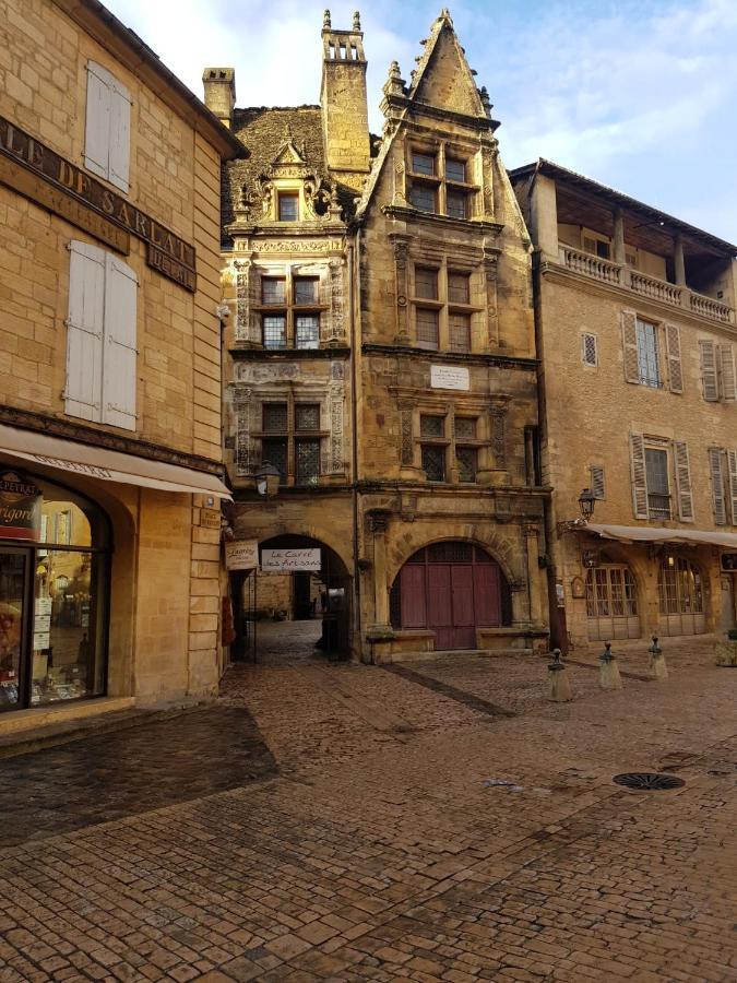 Hotel Confort Le Moulin Rouge Terrasson Luaran gambar