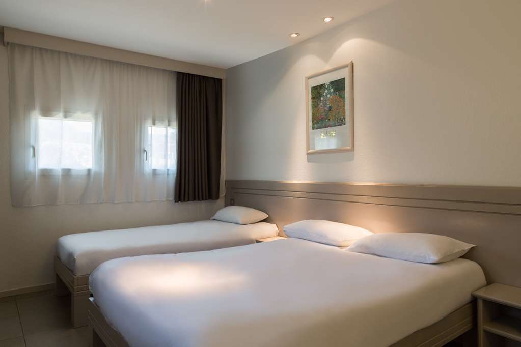 Hotel Confort Le Moulin Rouge Terrasson Bilik gambar