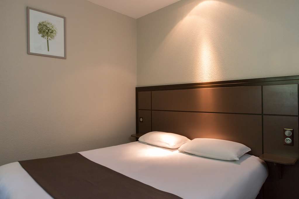 Hotel Confort Le Moulin Rouge Terrasson Bilik gambar